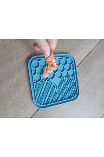 M-PETS Lecca Liquid Reward Mat Blue (S)