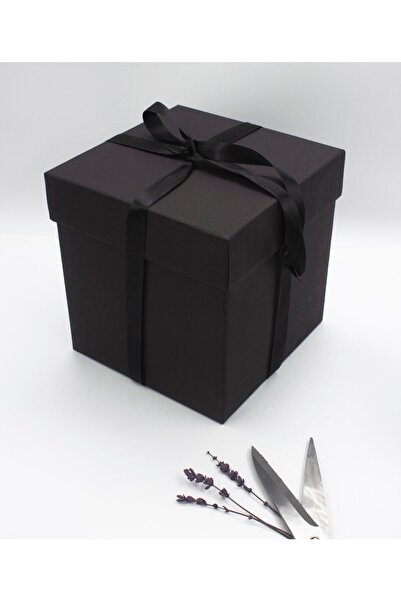 carton box Siyah Kurdeleli Hediye Kutusu 16x16x17 Cm | Sert Mukavva Kutu, Şık, Boş, Anneler Günü / Doğum Günü