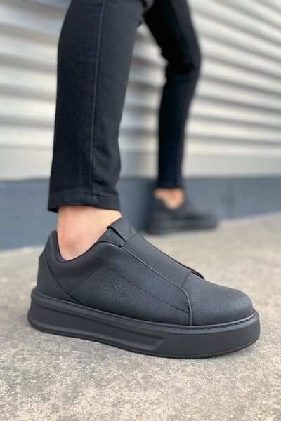 Ayakkabium Ανδρικά παπούτσια με ψηλή σόλα με μαύρο casual αθλητικό στυλ