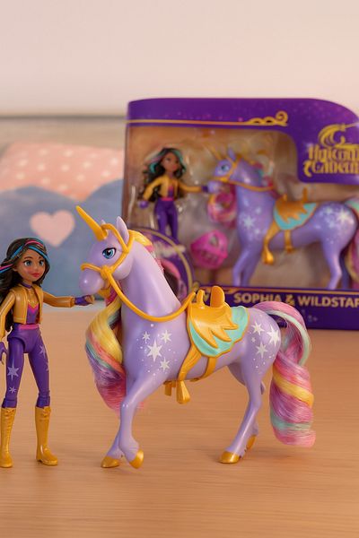 TOYFEST أكاديمية صوفيا وايلد ستار يونيكورن