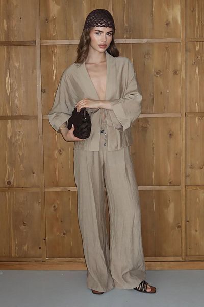 Neşeli Butik Women's Tie-Up Loose Fit Beige Suit Nbnp016