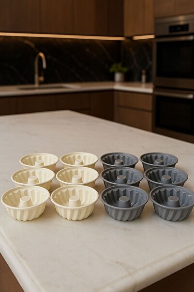 Kelepir Fırsatlar 12’li Renkli Mini Silikon Kek Kalıbı Seti