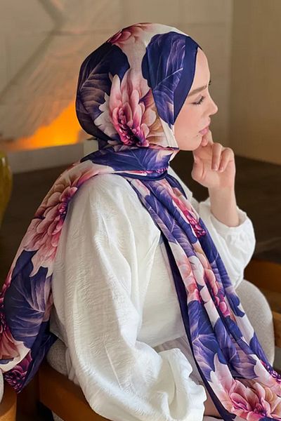 Tesettür Diyarı Hydrangea Pattern Lina Shawl