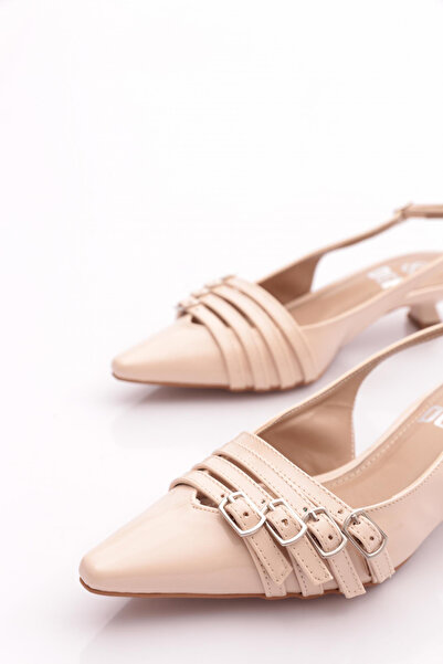 DGN 6351 Kadin Kisa Topuklu Arkadan Bağlamali Topuklu Ayakkabı