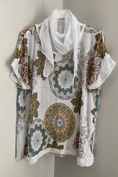 AYASOFYA OTANTIK Γυναικεία ιταλική λευκή μαντίλα με μοτίβο μαντάλα με μανίκια και παγιέτες στην άκρη της φούστας
