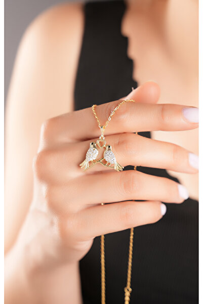 SUNSHINE 925 Ayar Gold Kaplamalı Beyaz Taşlı Kalpli Kumrular Kuş Gümüş Kolye