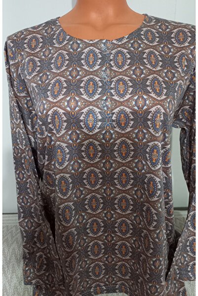 Anne بلوزة من القطن الممشط بطبعة ورقية من Er Clothing مع زر أمامي