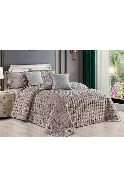 Moon Practical summer double bed set with a printed design, made of the finest microfiber.