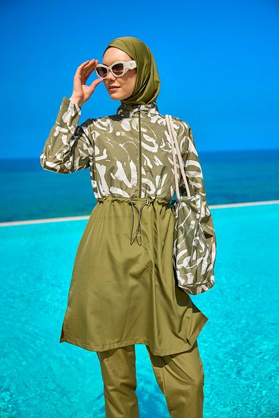 A Andalus Hijab Swimsuit – Green |   4 Piece Suit, Water Repellent, Drawstring Detail R2506