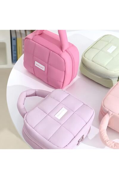 womistore Дамска чантичка за гримове, ватиран козметичен органайзер с голям к...