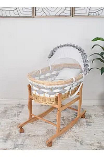 Fun Moment Rattan Moses Basket with Wheeled Base