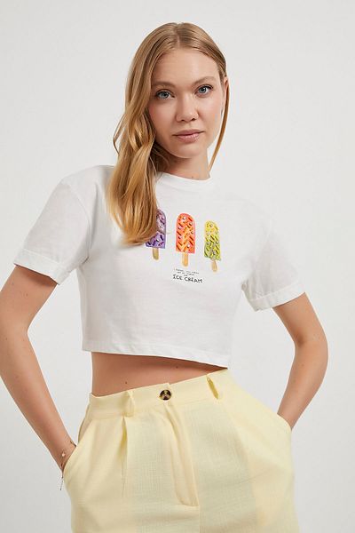 Arma Life Women's Ice Cream Bead Pattern Loose White Crop T-Shirt