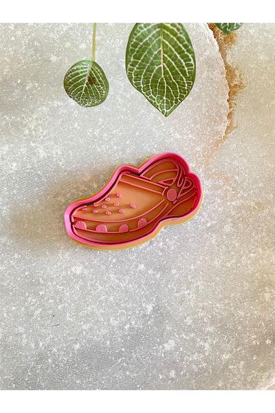 By Selen Suyolcu Crocks Cookie Stamp and Cutter