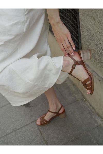 DaphneSandals 100% Handmade Genuine Leather Women's Tan Heeled Sandals - Kp2213