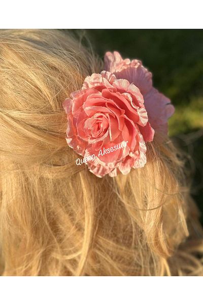 QUEEN AKSESUAR Trend Envy Big Artificial Satin Rose Flower Shiny Powder Pink Crotch Snap Clip Buckle