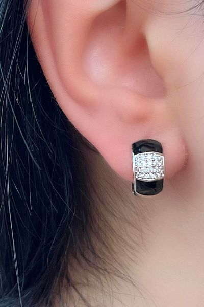 TAKIŞTIR Silver Color Stone Detailed Steel Xuping Earrings (Pair)