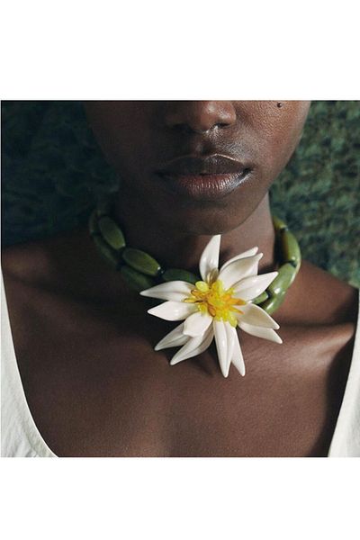 Yokho Zra Brand Model 🌸   Nature Bloom Flower Necklace 🌿