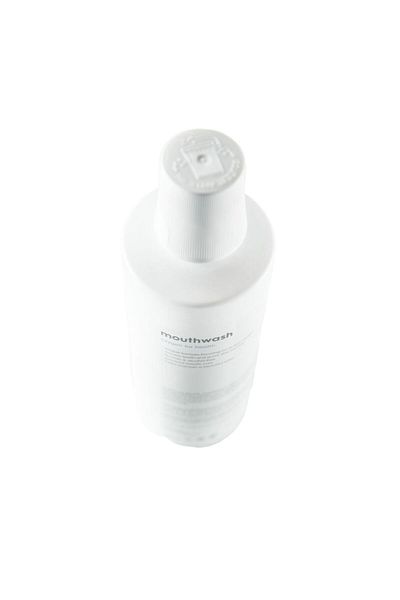 Bluem Apa de gura blue®m cu oxigen, si efect de ingrijire si protectie a cavitatii orale 500 ml
