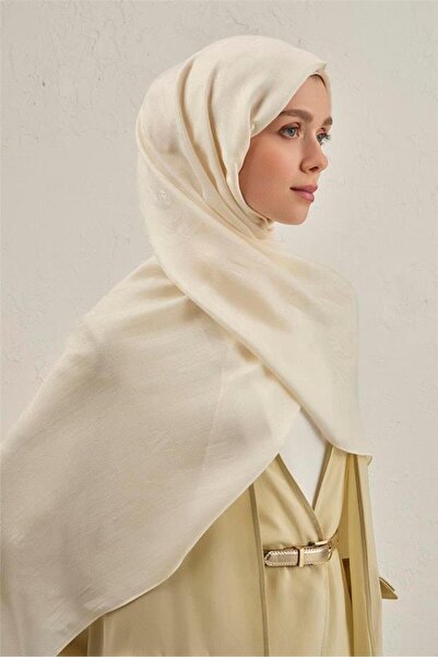 Armine Woolair Shawl 1 39