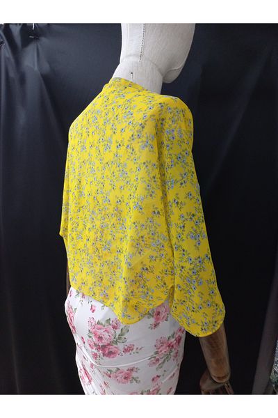 es moda shop Ariane Print Chiffon Short Sleeve Shawl Yellow-Blue