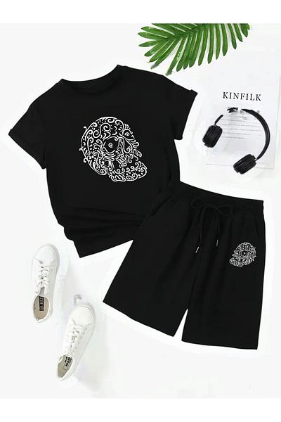 Frisson طقم تي شيرت / شورت مريح برقبة دائرية من القطن باللون الأسود للجنسين مطبوع عليه "Kelle"