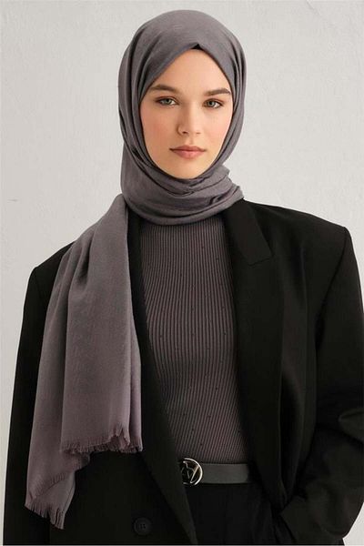 Armine Kamuiform Logo Viscon Shawl Model 11