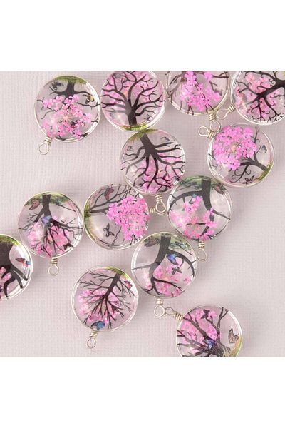 Wolawood Handmade Epoxy Necklace – Natural Floral, Transparent Resin Design, Women's Gift Elegant Jewelry Accessory