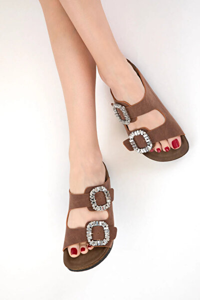 Pienn Women's Summer Slippers with Diamond Stone Detail | Daily Stylish