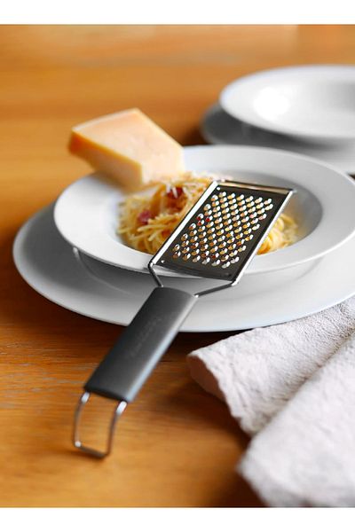 TESCOMA GrandCHEF Flat Grater – Stainless Steel Vegetable Grater – 25 cm – Durable Kitchen Tool