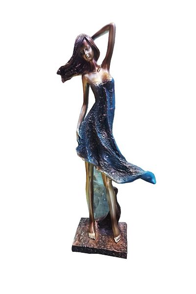 BV Statuette Woman, 40 cm, 30014TT