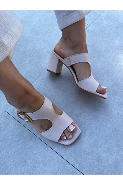 Elvinin Tarzı هاربي لون بيج مع تفاصيل مشبك مطاطي