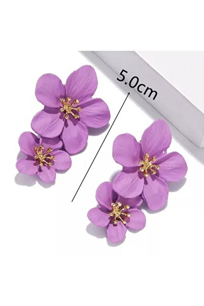 Genel Markalar Çiçek Desenli Zarif Küpe: Tarzınızı Tamamlayın