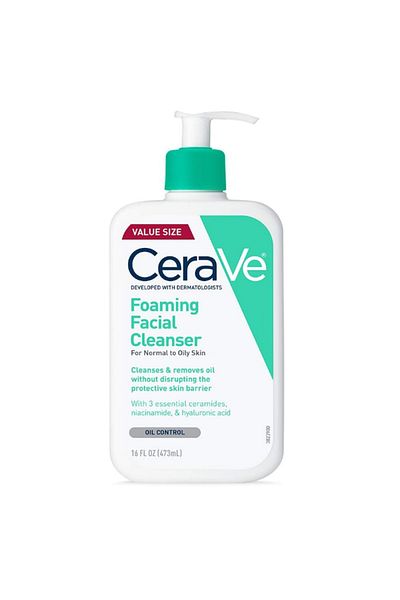 CeraVe Foaming Facial Cleanser | Makeup Remover and Daily Face Wash for Oily Skin, 473 Ml