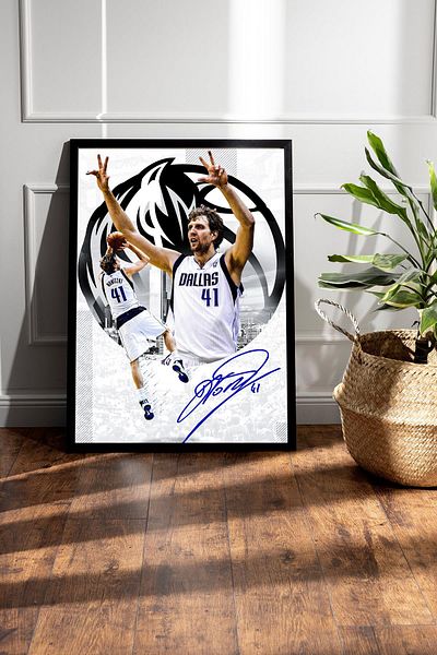 Saturn Dirk Nowitzki Framed Painting - Dallas Mavericks Nba Poster Painting