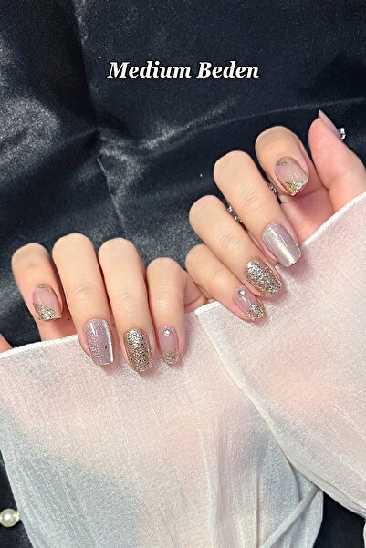 Easy Beauty Kısa Takma Tırnak Seti Medium Beden 10 Adet Simli ve Desenli Tırnak Yapıştırıcı Dahil T022