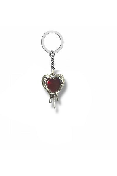 Herşey Nota Unisex Keychain with Red Stone Flowing Heart Figure – Emotional and Impressive Accessory