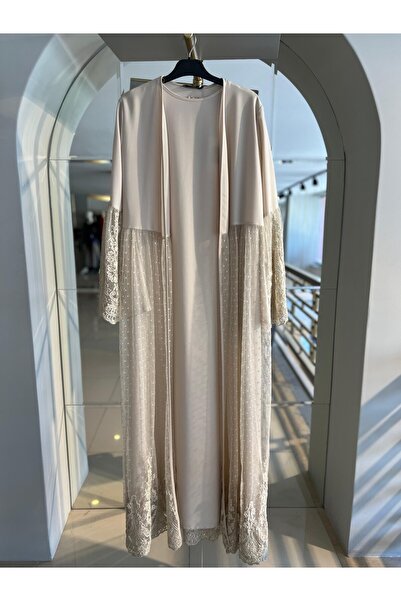 SERAP ESER EXCLUSIVE SERAP ESER- DANTEL DETAYLI BEJ ABAYA