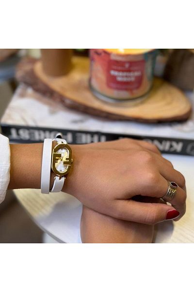 catera Caterra women's watch, white leather, gold frame