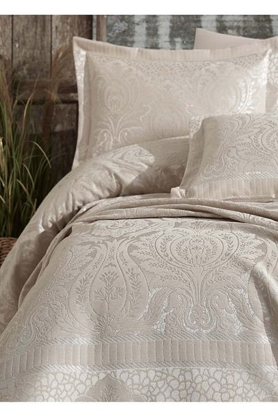 Dantela Hazel Chenille Jacquard Bedspread - Beige