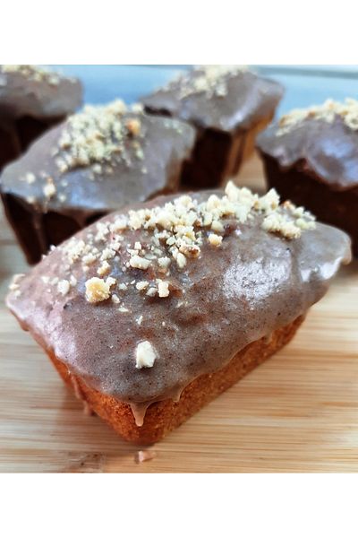 Seymen Delights Mini Nusskuchen Mit Zimtglasur - Mini Nut Cake with Cinnamon Glaze Coating 6 Pcs