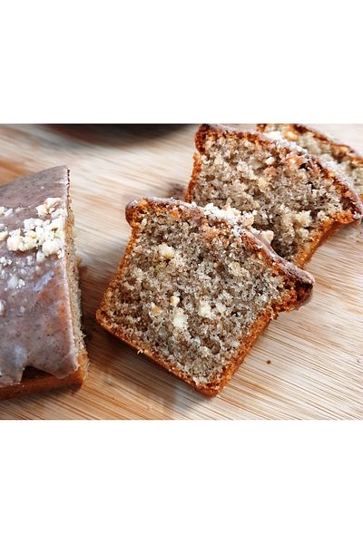 Seymen Delights Mini Nusskuchen Mit Zimtglasur - Mini Nut Cake with Cinnamon Glaze Coating 6 Pcs