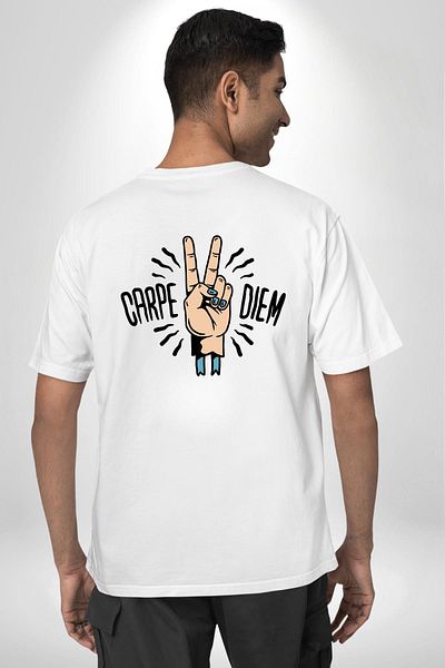 Angemiel تي شيرت Carpe Diem Peace Sign بتصميم يدوي أبيض كبير الحجم للنساء والرجال مطبوع من الأمام والظهر