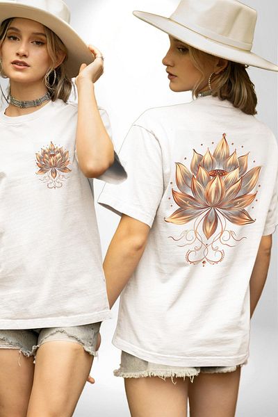 Angemiel تي شيرت أنيق Lotus Mandala Radiance of the Soul Yoga أبيض كبير الحجم للنساء والرجال مطبوع من الأمام والظهر