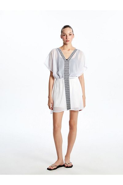 LC Waikiki Women's Beach Dress with V-Neck Pattern