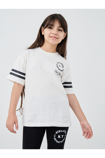 Styli Printed Oversized T-Shirt and Leggings Set