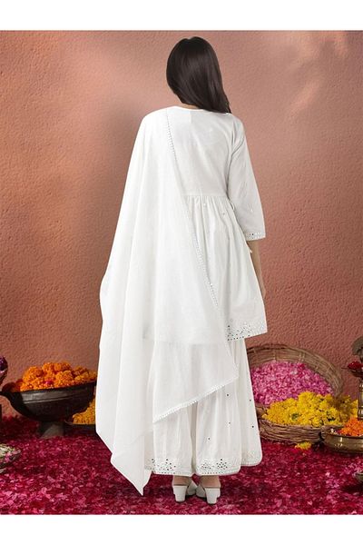 Ishin By Styli Embroidered Cotton Kurta with Dupatta and Trousers Set