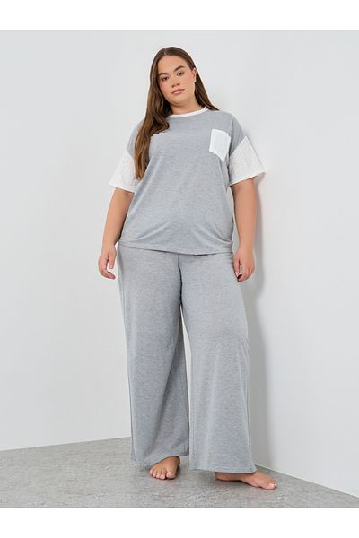 Styli Plus Size Schiffli Sleeve T-Shirt and Pyjama Set