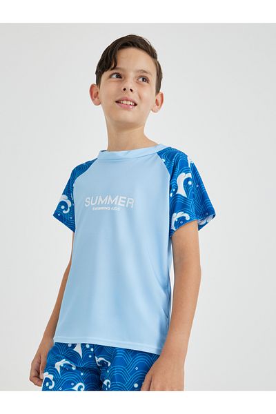 Styli Boys Printed Raglan Sleeve T-Shirt and Shorts Swimsuit