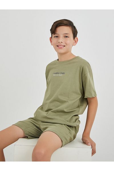 Styli Boys Typography Print Oversized T-Shirt and Shorts Set