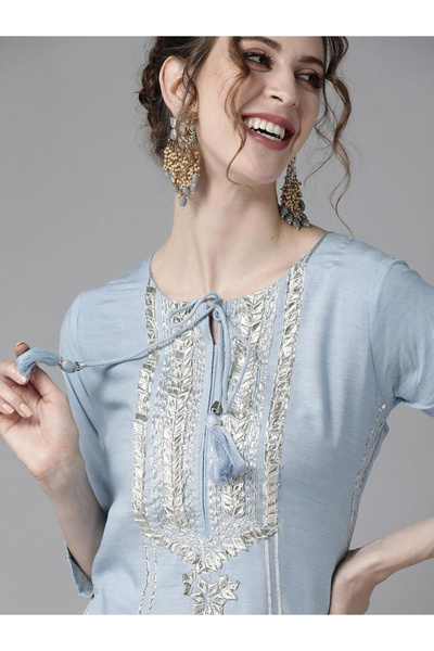 Ishin By Styli Striped Kurta with Trousers and Dupatta Set